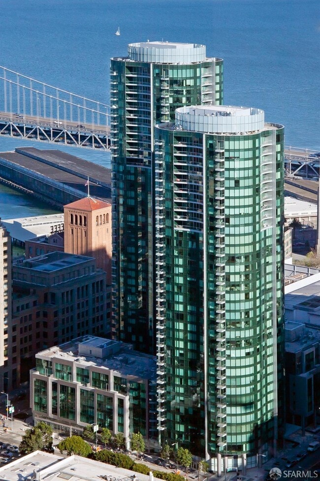 Building Photo - 338 Spear St