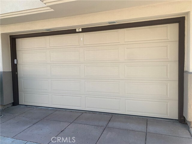 Building Photo - 2960 Champion Way