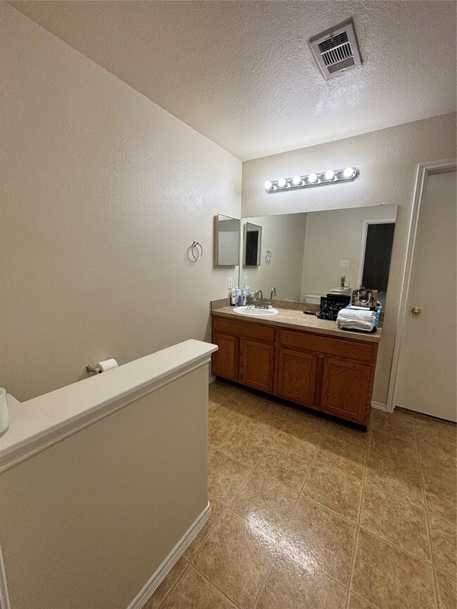 Building Photo - 18507 Prairie Larkspur Dr