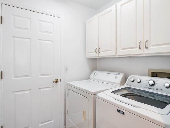 Building Photo - 129 Cimmaron Dr
