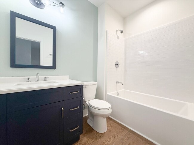 Building Photo - 4-Bedroom HOA Home with Pool Access Near Downtown Cookeville