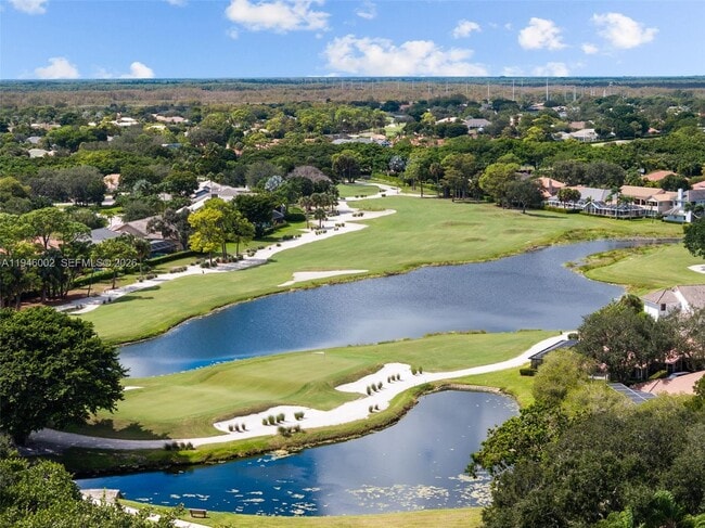 Building Photo - 17 Surrey Rd