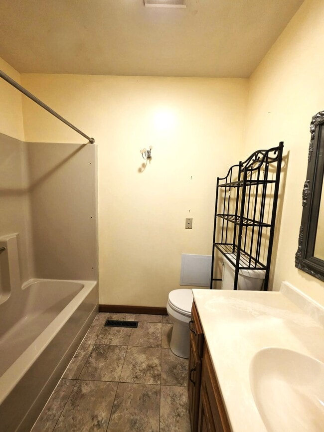 Building Photo - 29325 W Line Rd