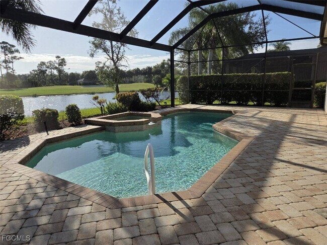 Building Photo - 9129 Links Dr