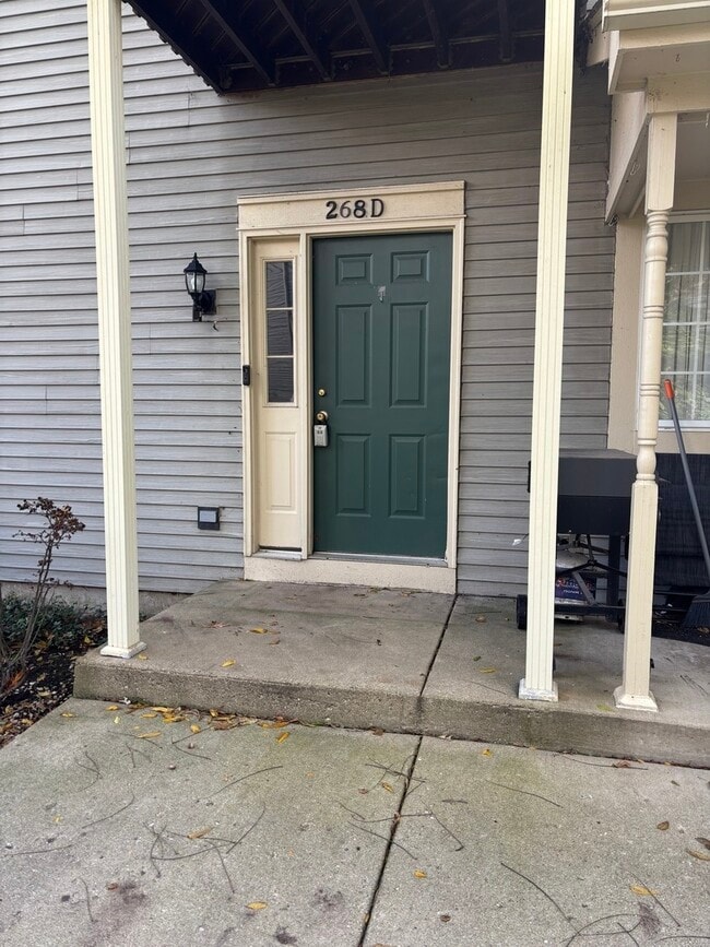 Building Photo - 268 Windsor Ct