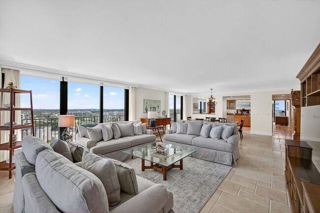 Building Photo - 400 S Beach Rd