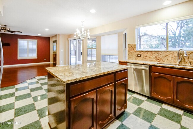 Building Photo - 1109 Noble Ridge Way