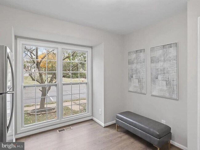 Building Photo - 43485 Plantation Terrace