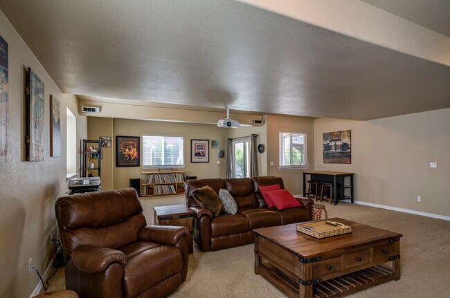 Building Photo - 7868 Renegade Hill Dr