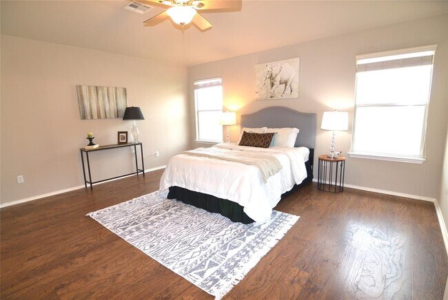 Building Photo - 2626 Pearson Way