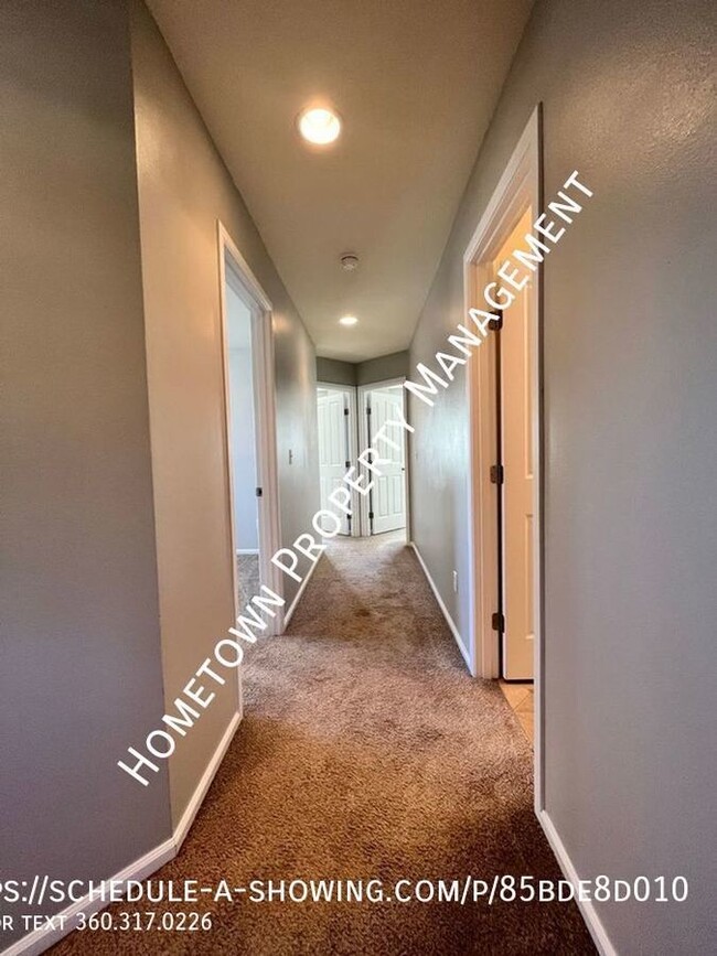Building Photo - Summerwalk in Lacey - Available NOW!