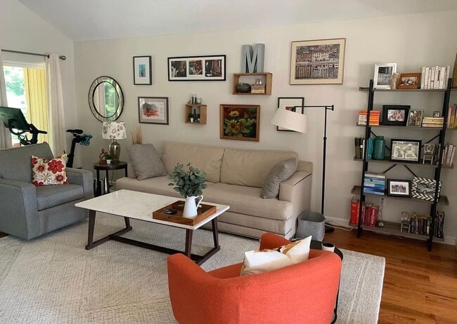 Building Photo - 179 Trailside Way