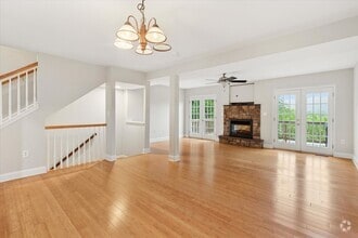 Building Photo - 3B/4B Townhome in Phoenixville!