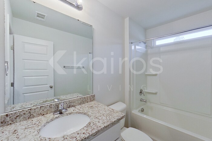 Building Photo - 247 Western Red Cedar Dr