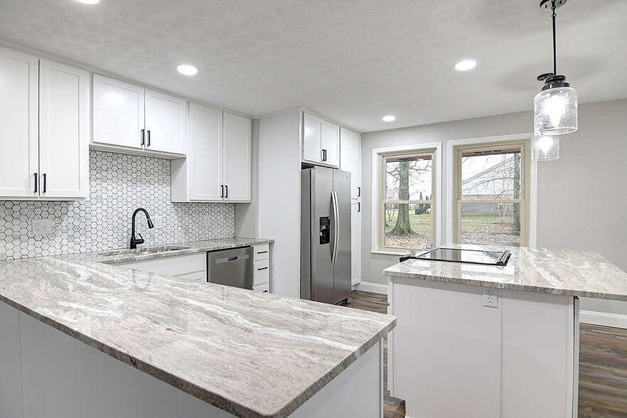 Building Photo - 1209 Nutwood Dr