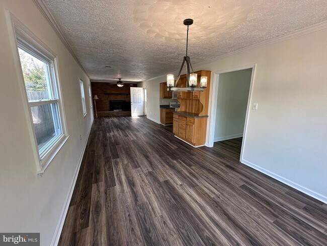 Building Photo - 168 Manassas Dr