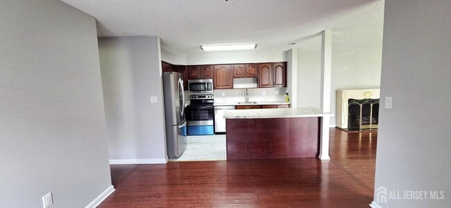 Building Photo - 8207 Tamarron Dr