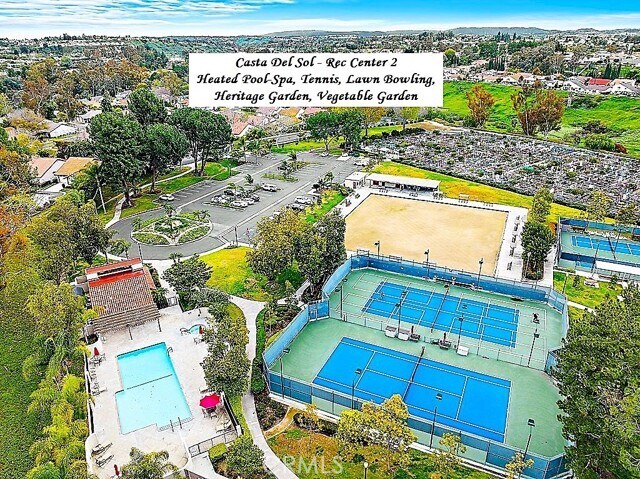 Building Photo - 28506 Barbosa