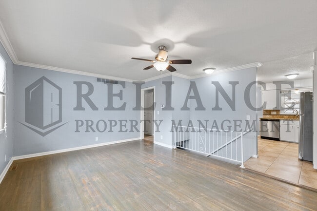 Building Photo - 512 Cindy St