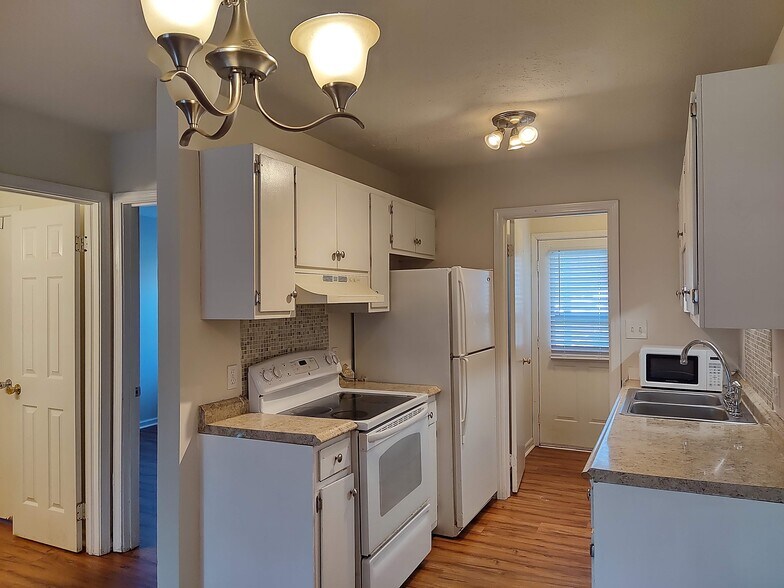 Building Photo - 110 Horizon River Dr