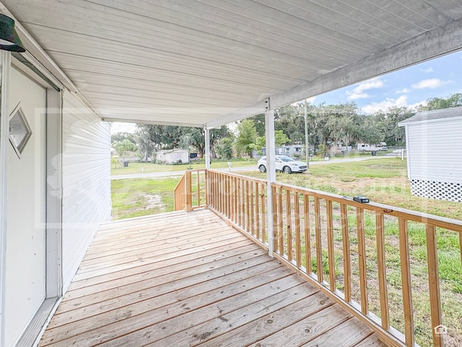 Building Photo - 1155 Meadow Lawn Street