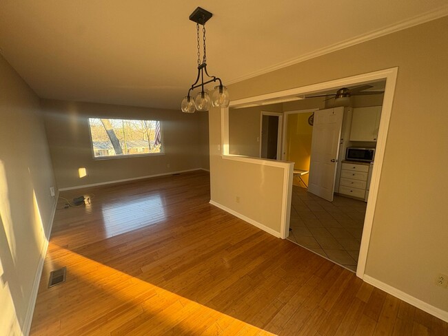 Building Photo - Cozy West Knoxville 3BR/1.5BA Home