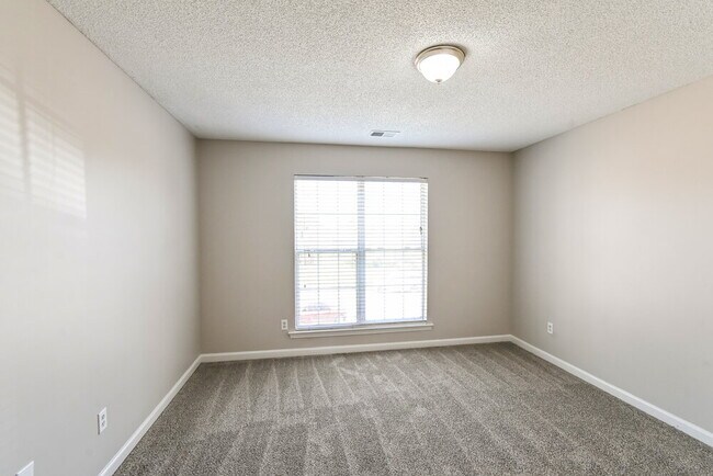 Building Photo - 4815 Half Moon Cove