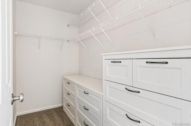 Building Photo - Charming 3BR Townhome in Englewood