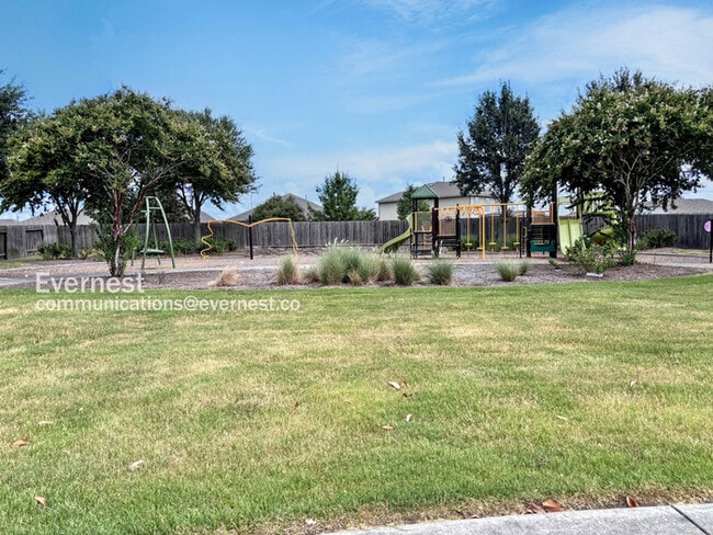 Building Photo - 3906 McDonough Way