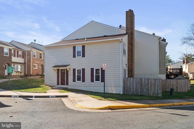 Building Photo - 13838 Beaujolais Ct