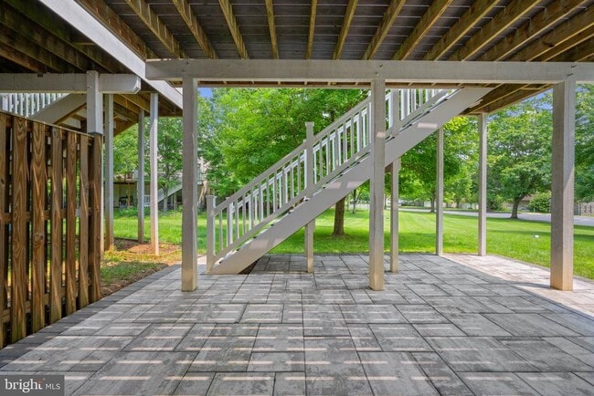 Building Photo - 10745 Hillingdon Rd