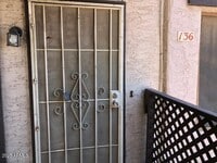 Building Photo - 1927 E Hampton Ave