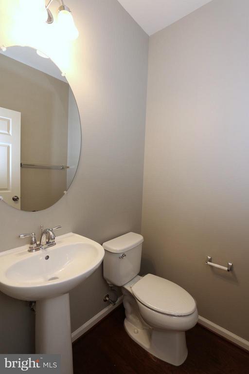 Building Photo - 128 Lullaby Ct