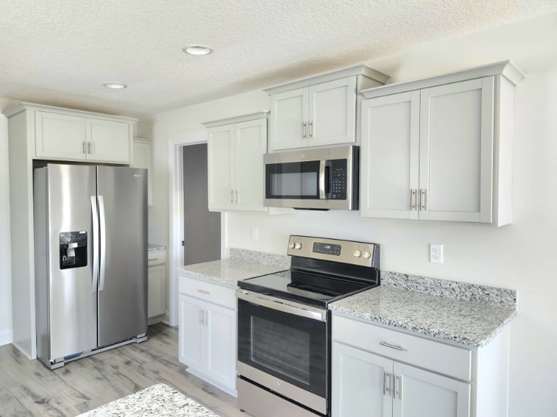 Building Photo - 805 Gemini Ct