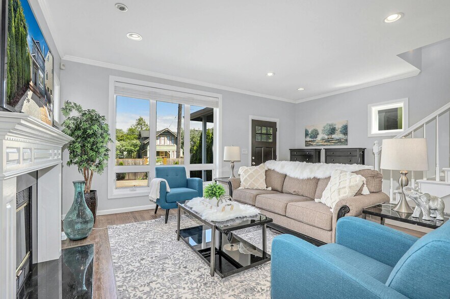 Building Photo - 2111 6th Ave W