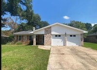 Building Photo - 970 Norwood Dr