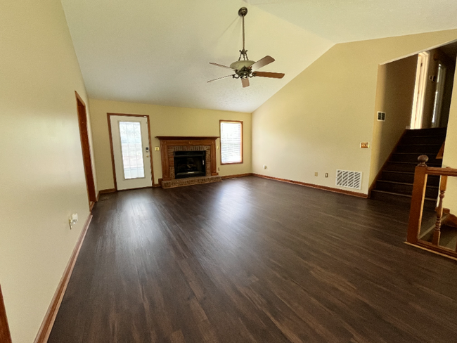 Building Photo - 3933 Brantley Dr