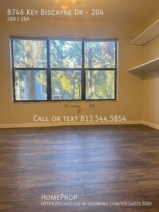 Building Photo - 8746 Key Biscayne Dr