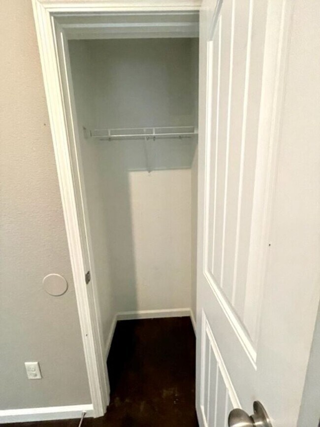 Building Photo - 3 bed / 2 bath in Pocahontas