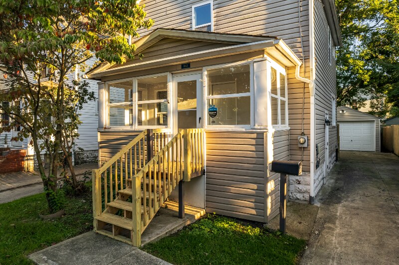 Building Photo - 312 Upland Ave