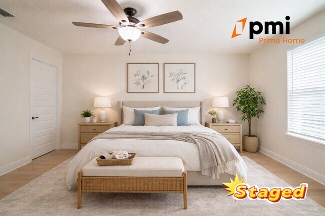 Building Photo - "Spacious Elegance Awaits: 5-Bedroom Home with 3.5 Baths in Winter Garden"