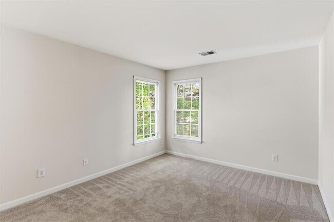 Building Photo - 3986 Fox Glen Dr