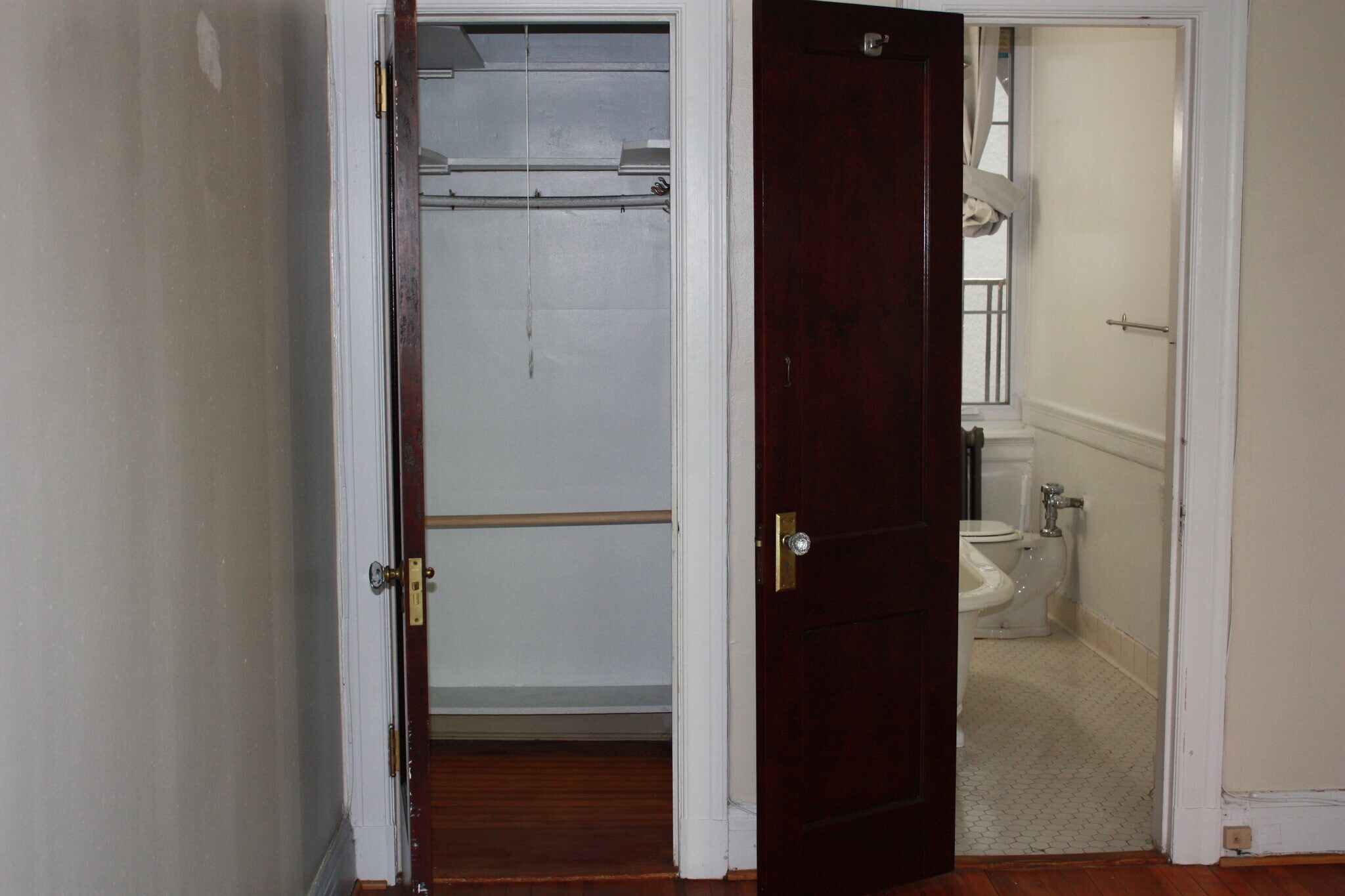 Building Photo - 3409 Greenway