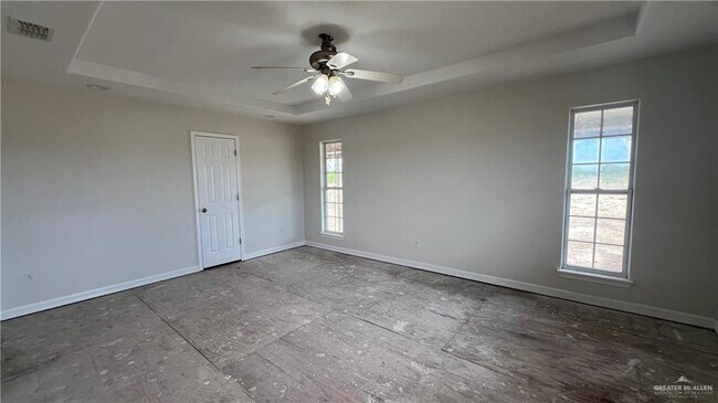 Building Photo - 17 N Seminary Rd