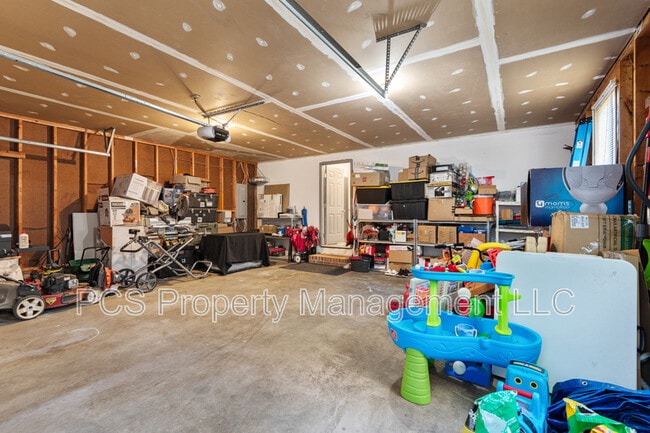 Building Photo - 12605 Jolly Pl