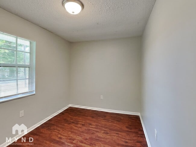Building Photo - 4053 Doster St SW