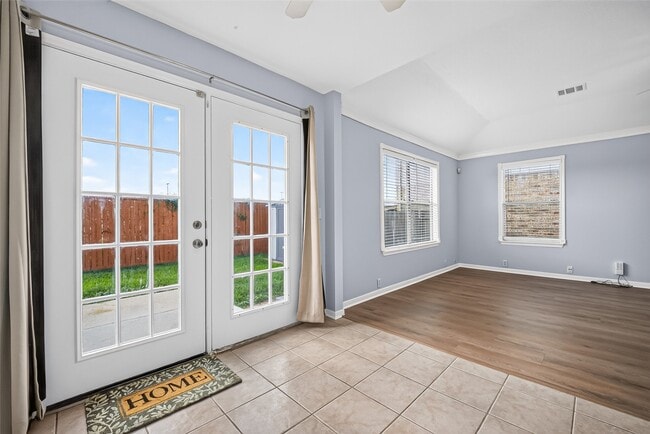 Building Photo - 510 Cypresswood Trce