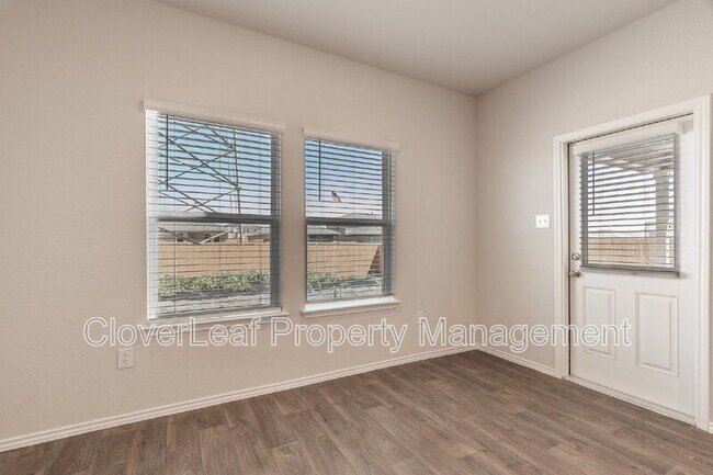 Building Photo - 466 Orion Dr