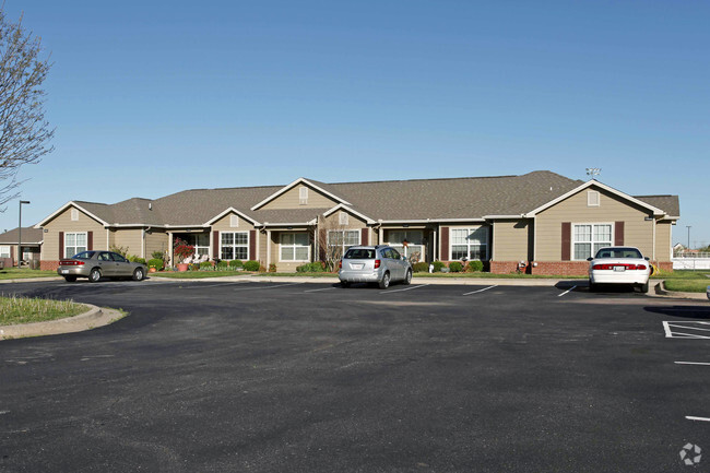 Primary Photo - Autumn Ridge Apartment Homes