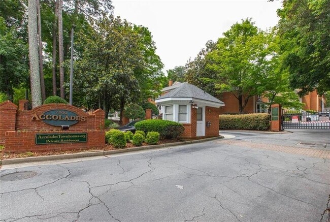 Building Photo - 7500 Roswell Rd NE